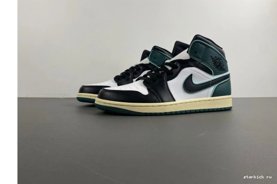 Air SE  1 FQ7818-100 FQ7818-100 "LEGEND MID  Jordan  PINK" 0427